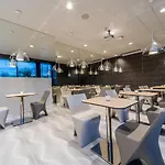 Prize By Radisson, Berna