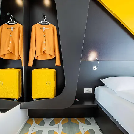 Prize By Radisson, Berna