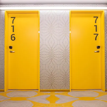 Prize By Radisson, Berna