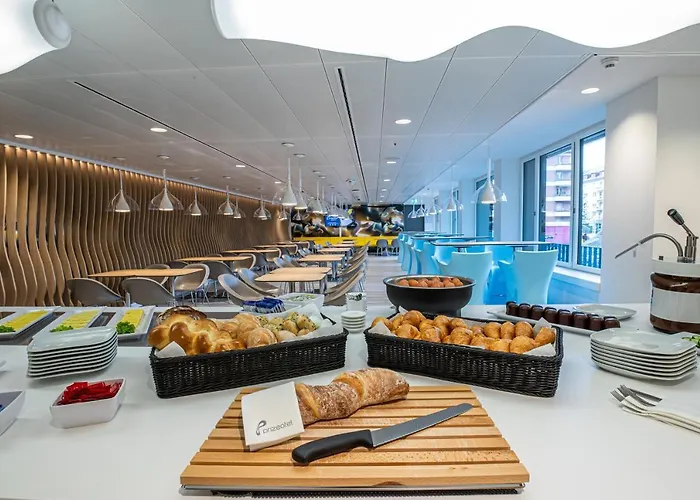 Prize By Radisson, Berna